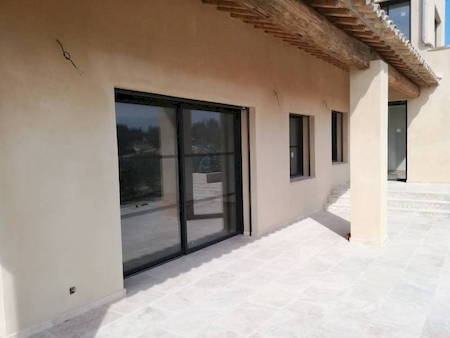 Vente et installation de vos fenêtres pvc pas cheres sur Marignane at les alentours