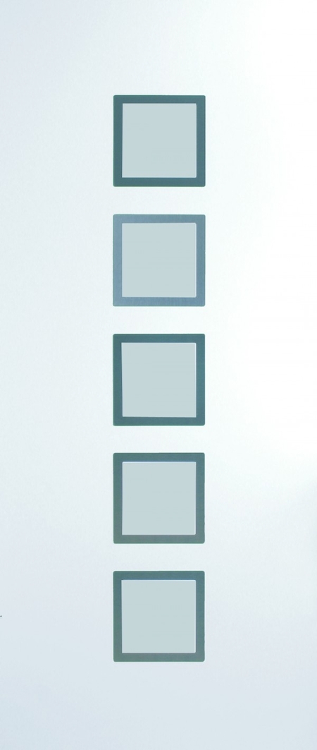 PORTE D'ENTREE EN BOIS SUR MARIGNANE