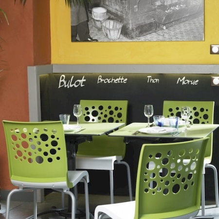 chaise deco verte en pvc à carry