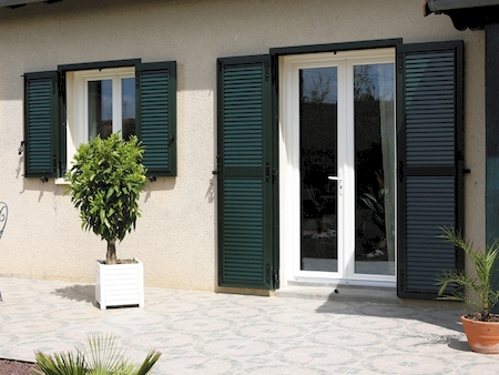 Notre zone d'activité pour ce service Menuisier pour la pose de garde-corps de piscine sur-mesure de marque SIB